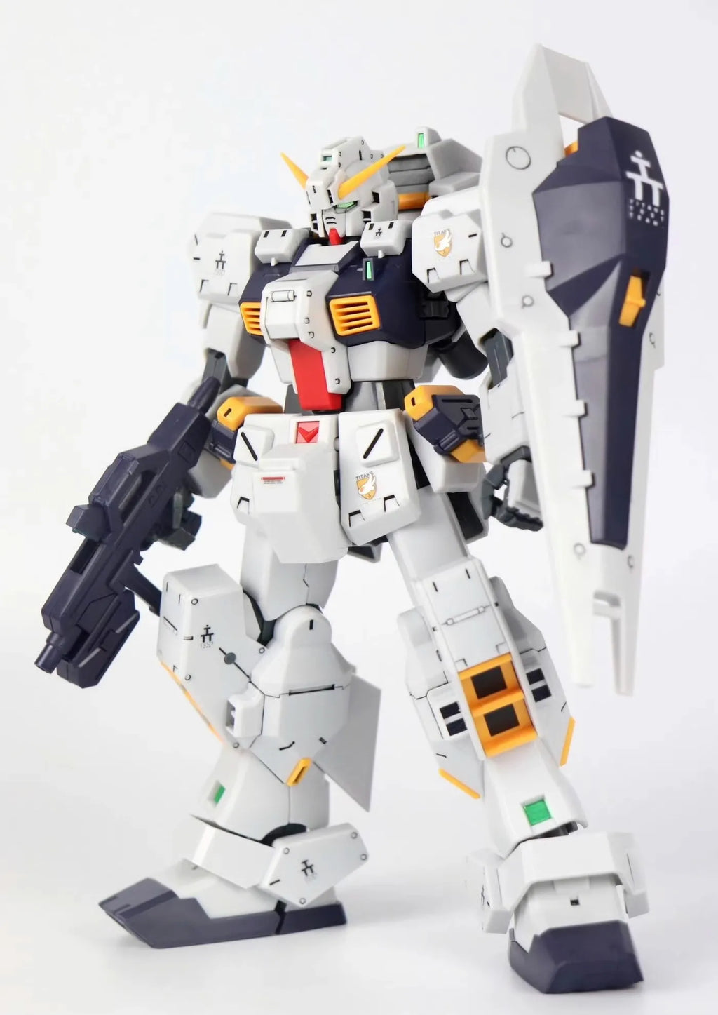 MG 1/100 TR-1 HAZEL CUSTOM KAI Assembly Model Kit Action Figures Robot Figurine Plastic Model Hobby Customized Toys Kids Gifts