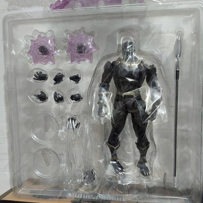 Revoltech Yamaguchi Black Panther Figure 024 Bruce Wayne Arkham Knight Figure King of Wakanda Action Figure Model Batman Toy
