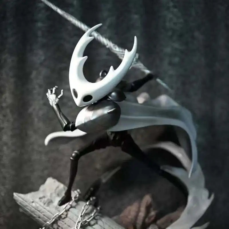 34CM Hollow Knight Pure Vessel King Battle Form Mode KO Action Figure Desktop Ornament Decor Game Collectible Toys Statue Gift