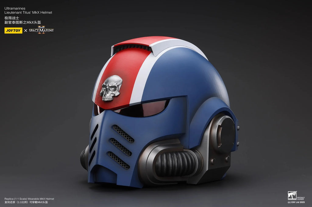 JOYTOY Warhammer 40K 1/1 Ultramarines Lieutenant Titus' MKX Helmet & Display Stand Action Figure Model Wearable Helmet