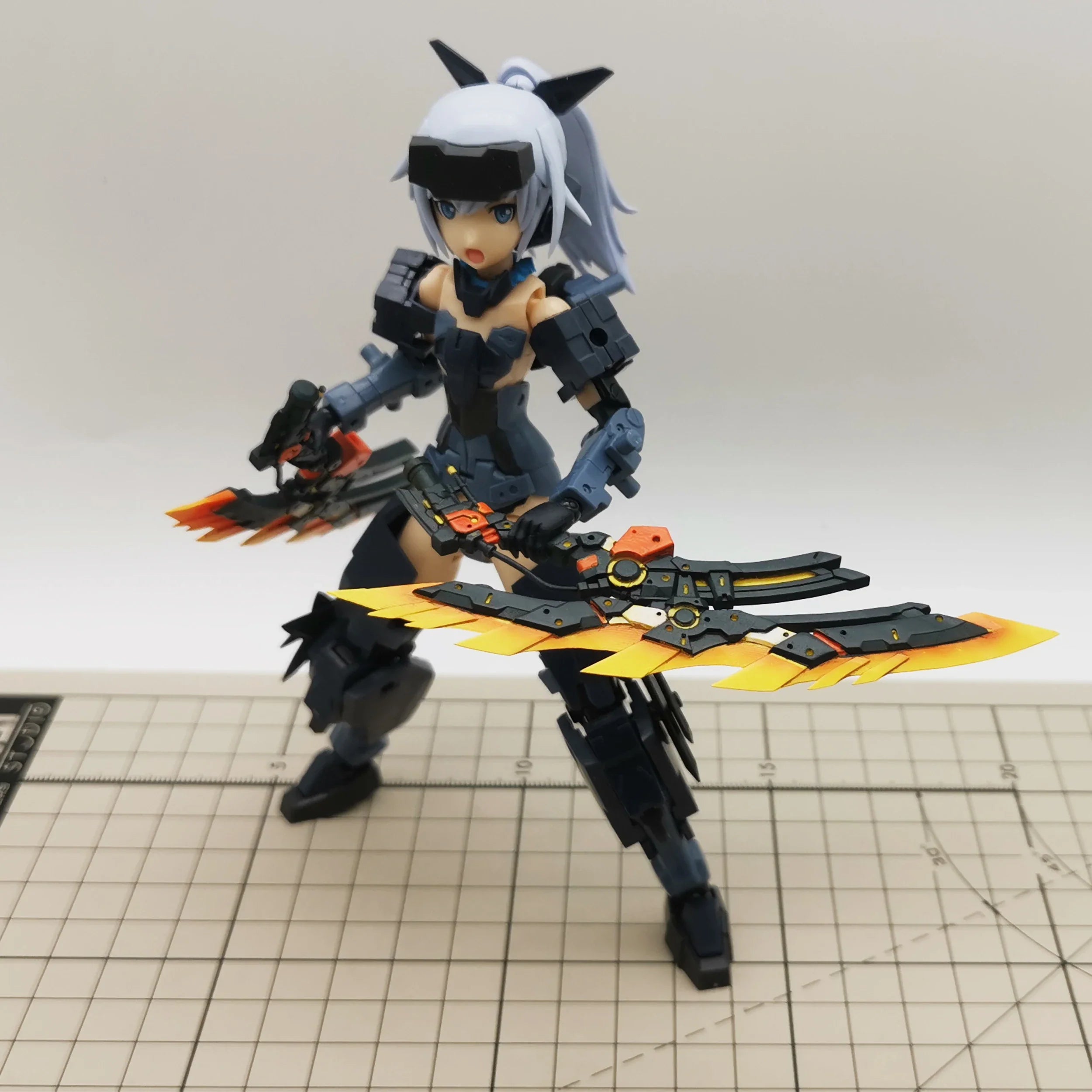 【No Figure】1/12 Scale Female Warrior Resin 3D Unpainted Accessor Mechanical Sword  Fit Kotobukiya Model For Collection
