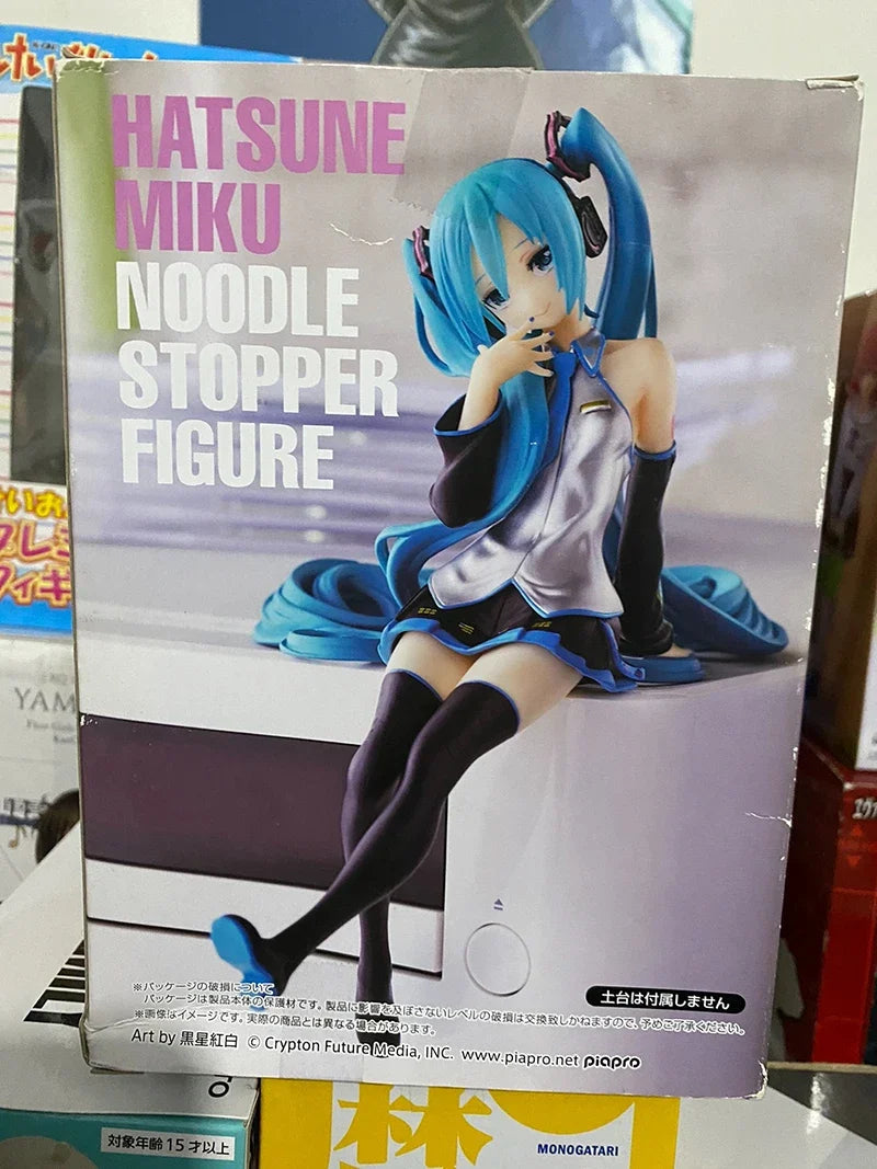 Kawaii FuRyu Noodle Stopper Hatsune Miku -GRANADA Ver.- PVC 14CM Anime Action Figures Model Collection Toy