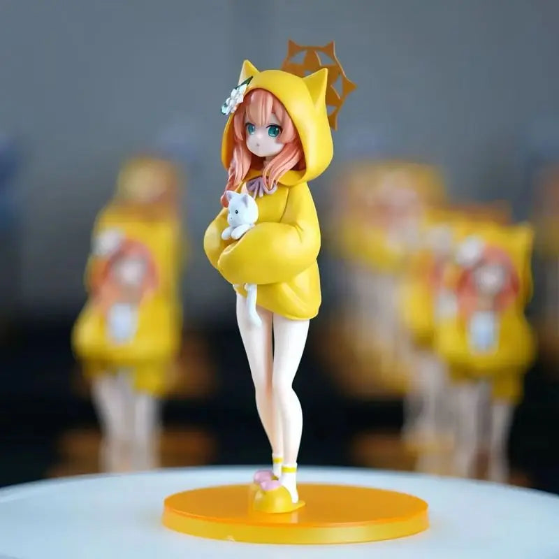 19cm Blue Archive Iochi Mari Standing Position Game Girl Figure Model Statue Boys Collection Desktop Decoration Ornament Toys