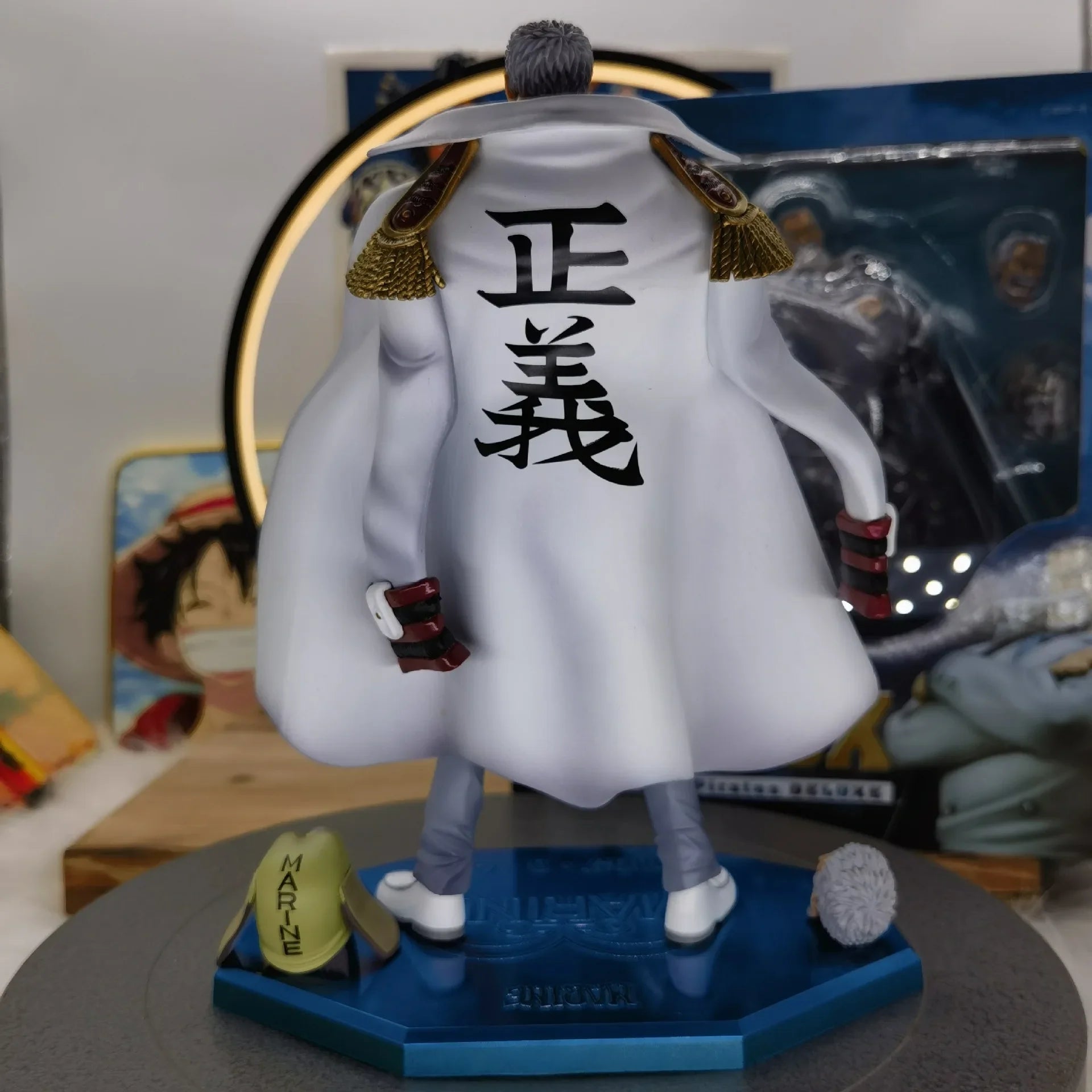 POP One Piece Figure Monkey.D.Garp 26CM Anime PVC Action Figure Toys 3 Heads Garp Statue Kapu Figure Collectible Model Doll Gift