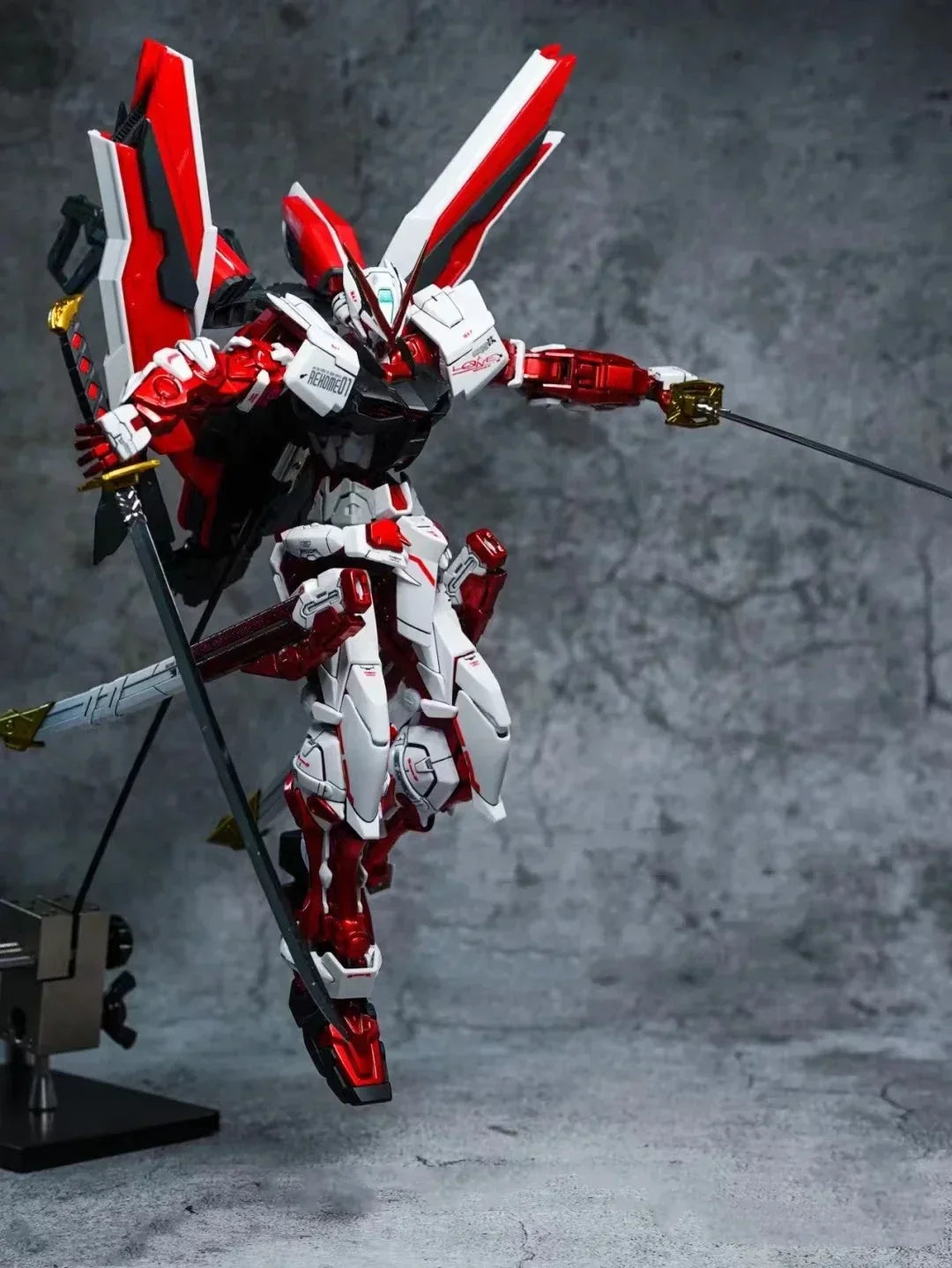 DABAN 6601 Astray Red Frame MB MBF-P02 MG 1/100 SEED DESTINY Model DIY Assembly Action Figures Anime Model Toy  in stock