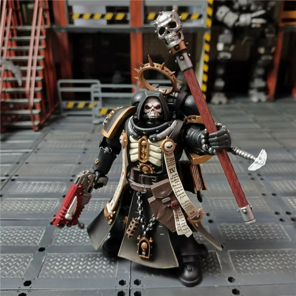 【In stock】JOYTOY 1/18 Action Figure Warhammer 40K Ultramarines Primaris Chaplain Brother Varus Model Toy Gift