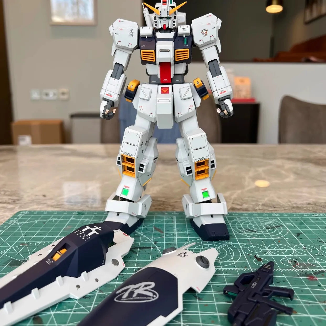 MG 1/100 TR-1 HAZEL CUSTOM KAI Assembly Model Kit Action Figures Robot Figurine Plastic Model Hobby Customized Toys Kids Gifts