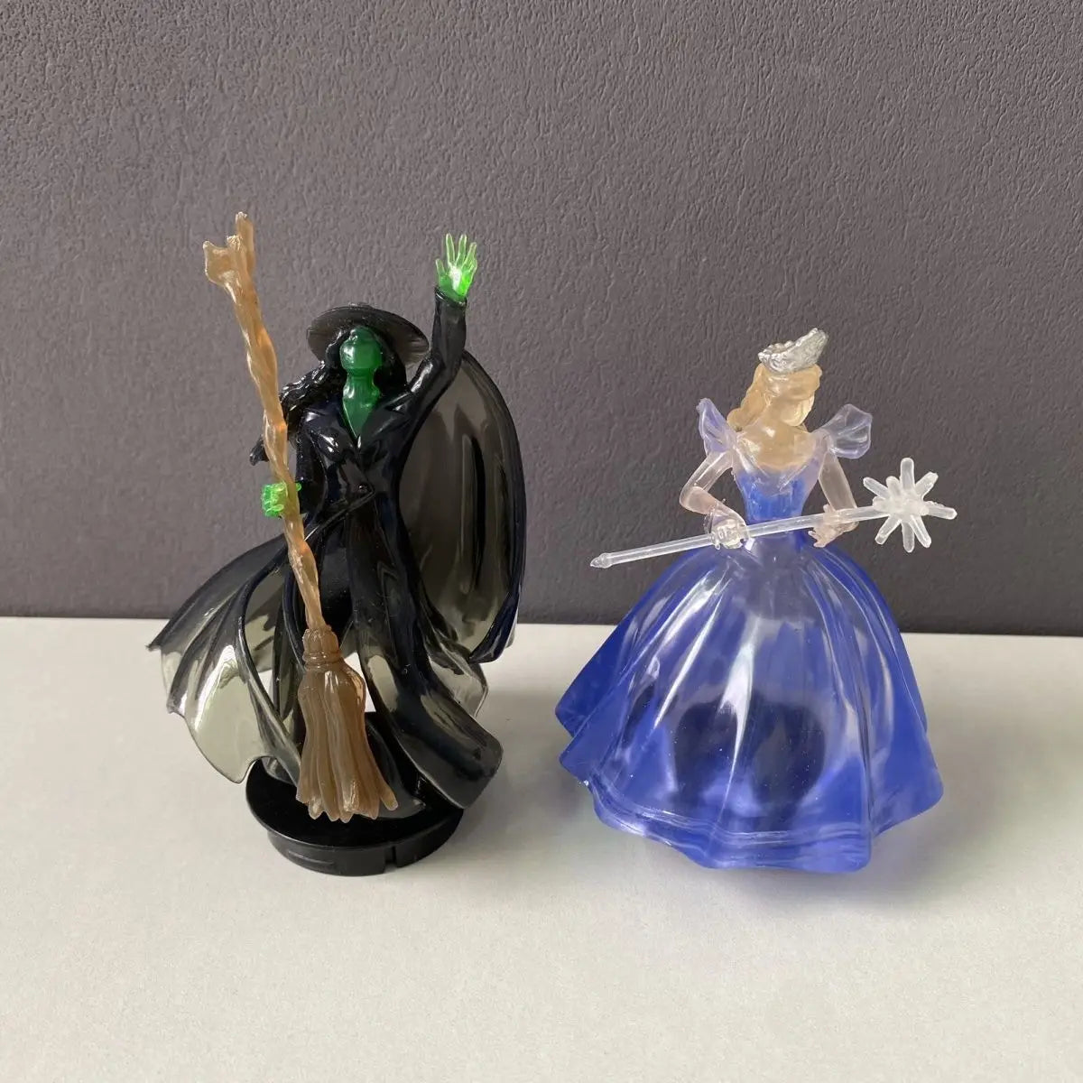 Genuine Loose Goods Without Box Wicked Movie Merchandise Wicked The Musical Glinda Kind Princess Toy Ornament Model Figure Gifts