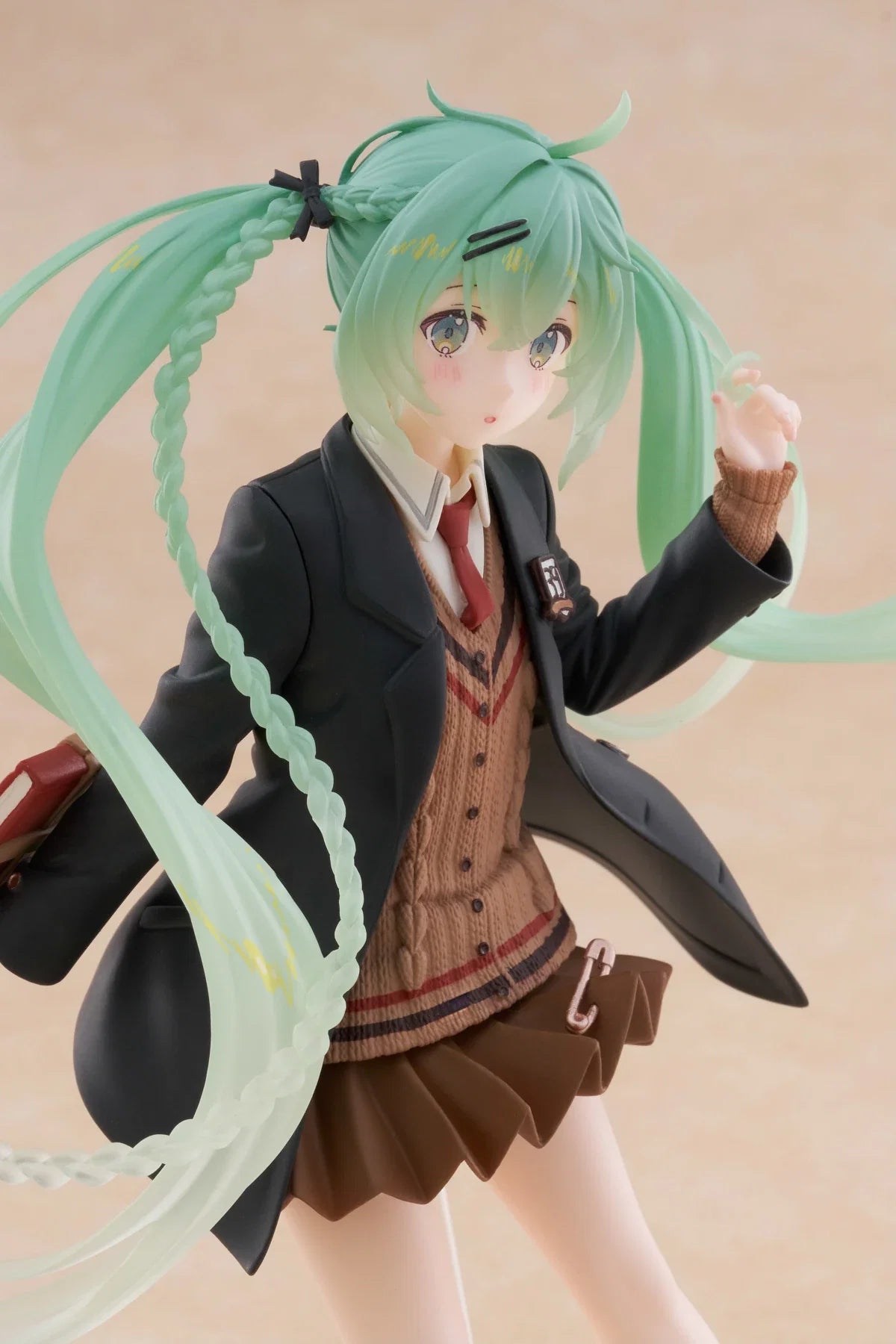 18cm Genuine Taito Hatsune Miku Preppy Ver Action Figure  Fashion Hatsune Miku Figure Kawaii Collectible Model Toy Birthday Gift