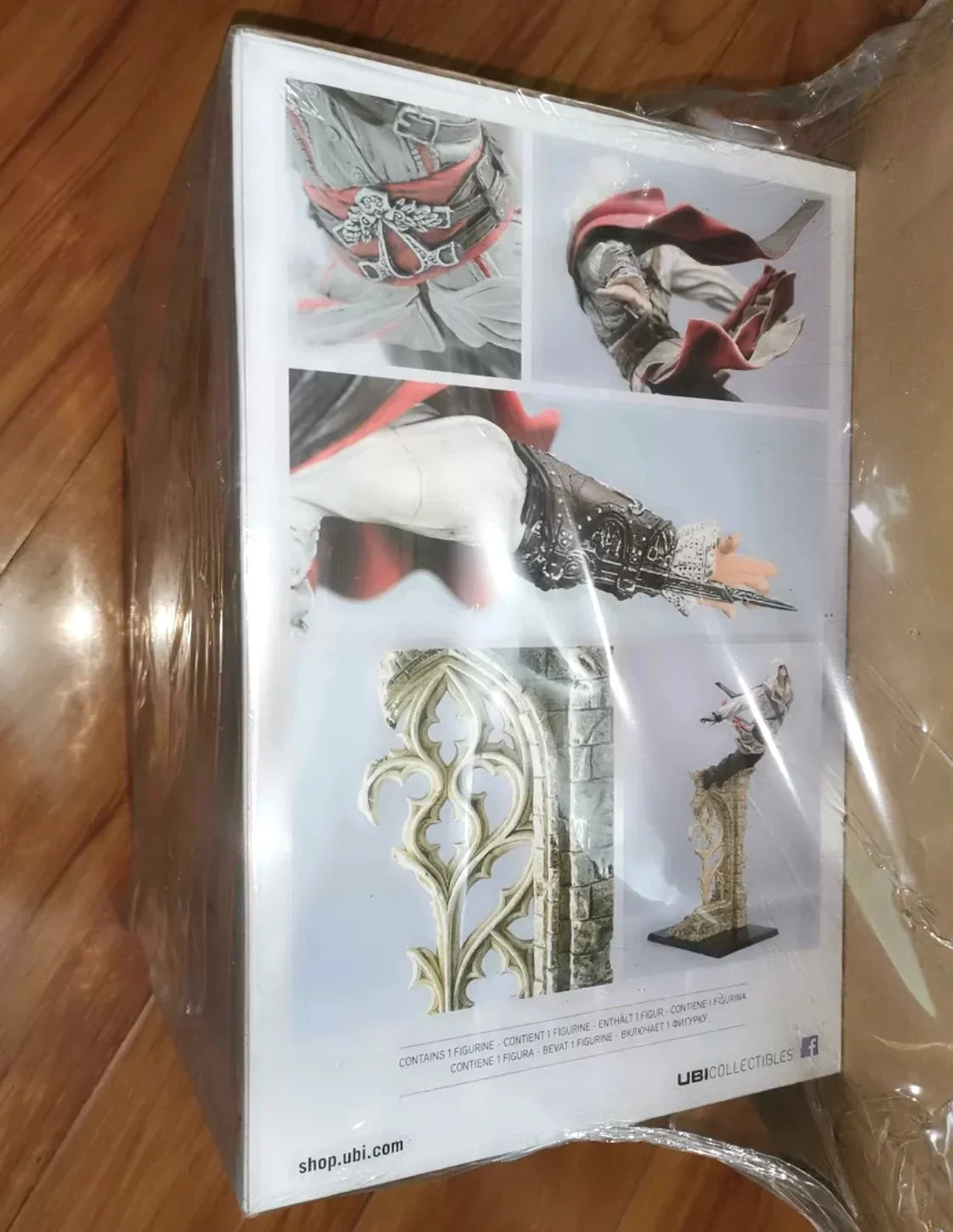 Original Genuine  Ezio Auditore da Firenze Leap of faith Handmade Statue Ornaments Collection Fan Gifts