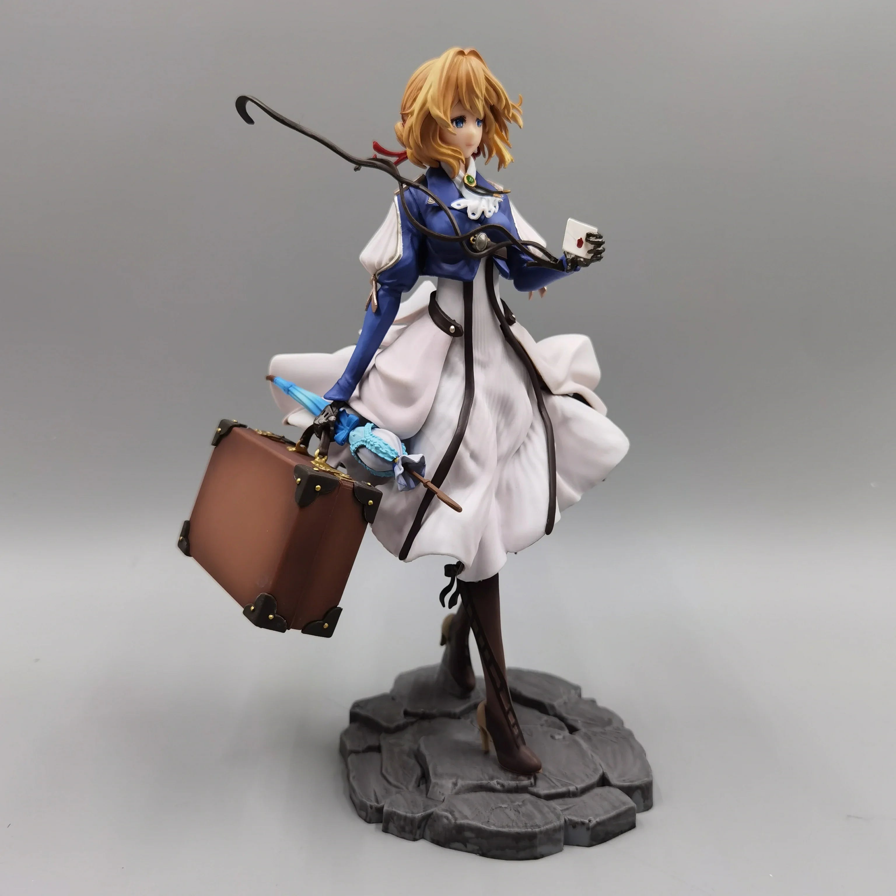 27cm Violet Evergarden Anime Figures Beautiful and Pure Girl Gk Model Desktop Ornament Decorations Best Rare Gifts for Children