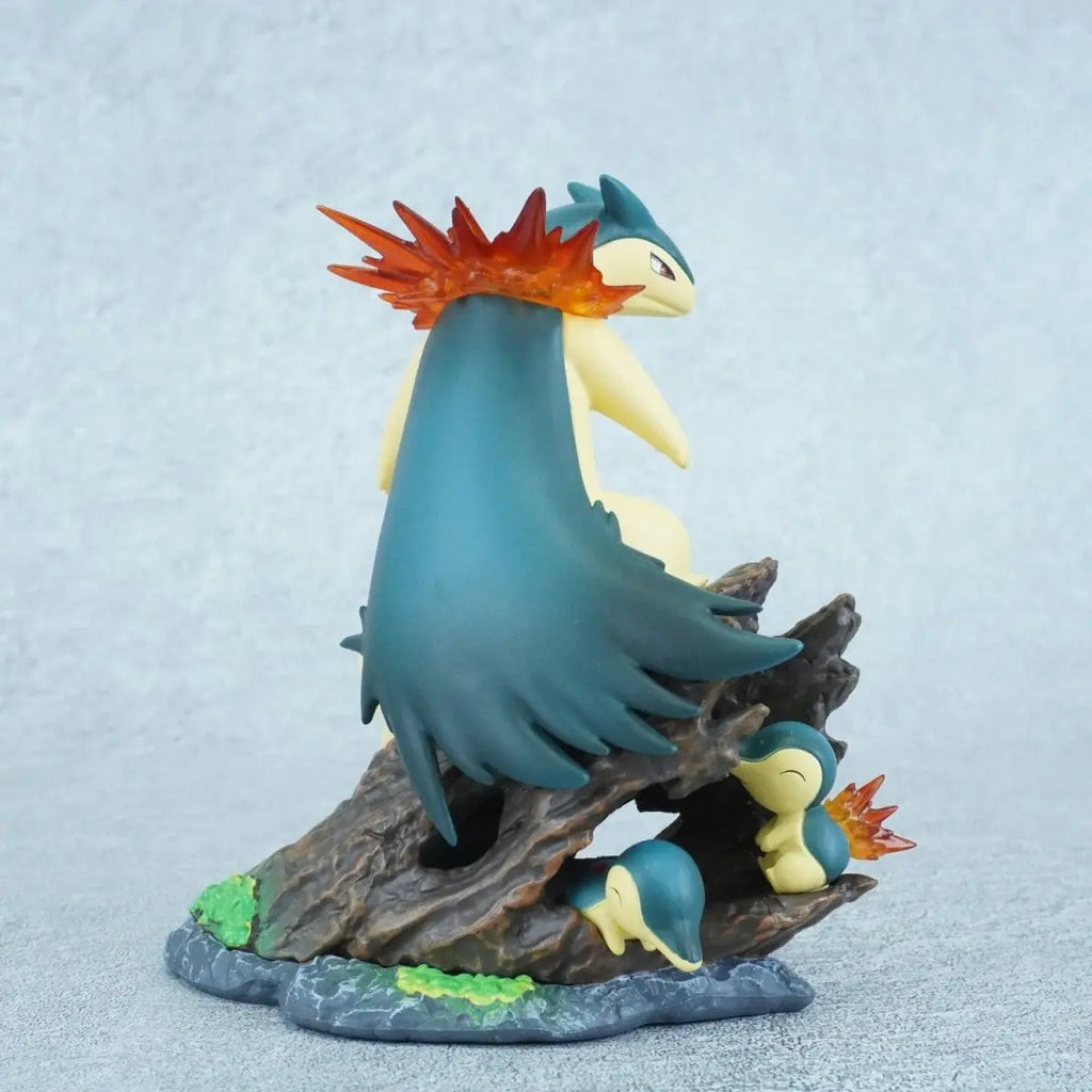 13cm Pokemon Anime Figure Cyndaquil The Evolution Group of Typhlosion Figures Collection PVC Model Statue Desk Decor Gift Toys