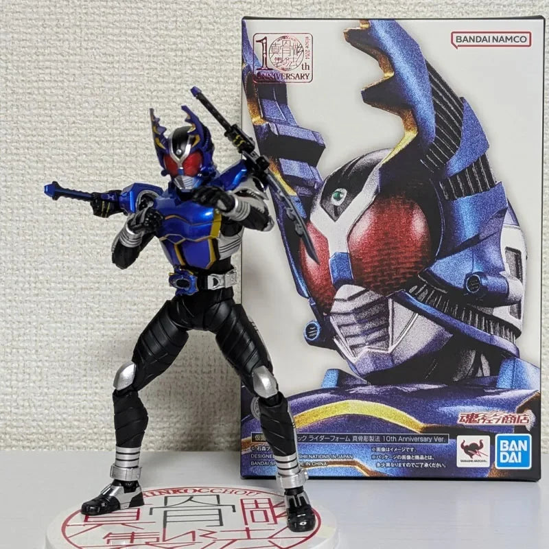Original Bandai S.H.Figuarts MASKED RIDER GATACK/KABUTO RIDER FORM SHINKOCCHOU SHIHOU 10th Anniversary Ver Action Figure Model