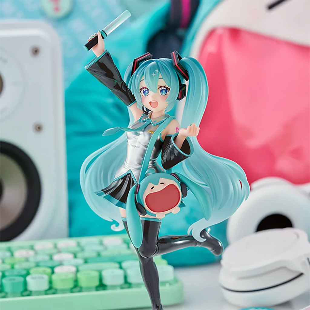 100% Original FuRyu Tenitol Piapro Characters Hatsune Miku Very Happy Ita Bag Ver. Mini Garage Kit Collection Series Model Toys