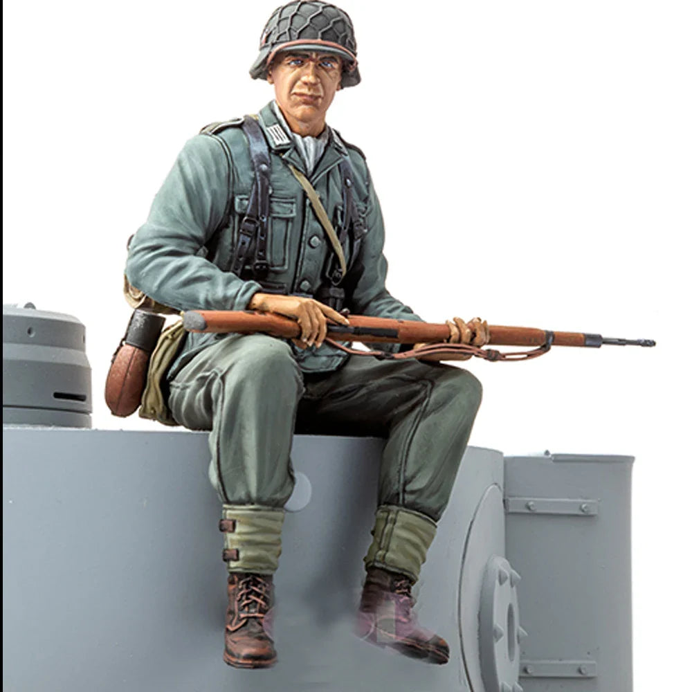 1/16 WWII Infanterie, Stehende Pose, Modellfigur Soldat aus Resin, Militärthemen 2. Weltkrieg, Unmontierter und unbemalter Bausatz