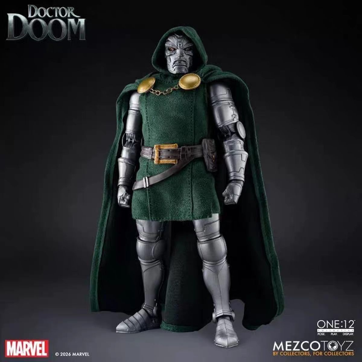 Mezco One:12 Collective Marvel Doctor Doom Action Figure. Deluxe edition